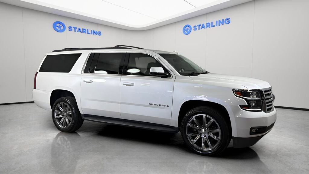 Used 2019 Chevrolet Suburban LT w/ Luxury Package RWD image 13