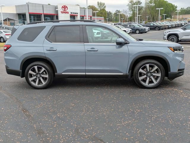 Used 2024 Honda Pilot Elite image 3