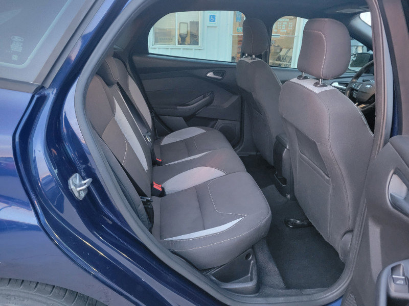 Used 2016 Ford Focus ST image 23