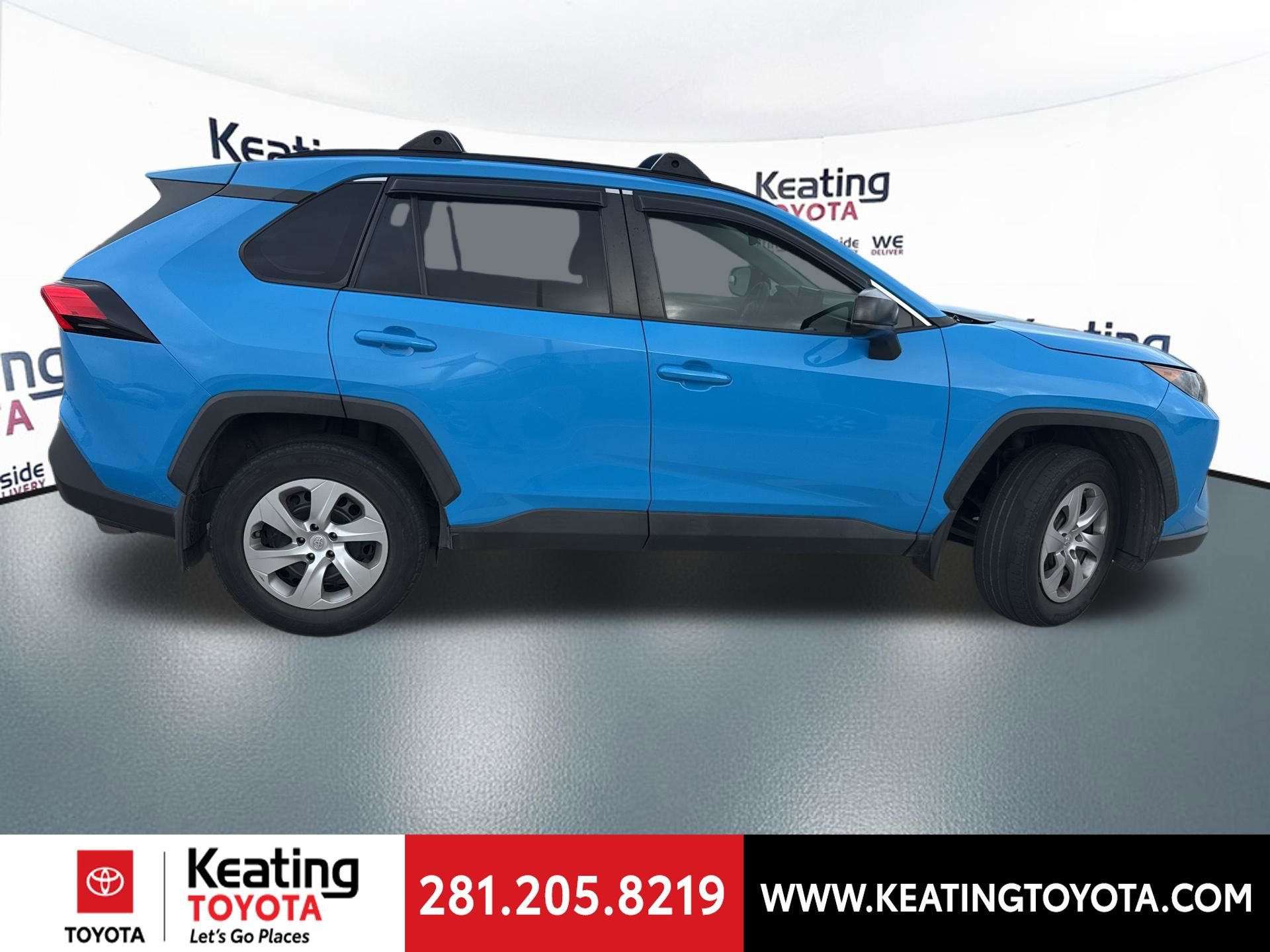 Used 2021 Toyota RAV4 LE image 8