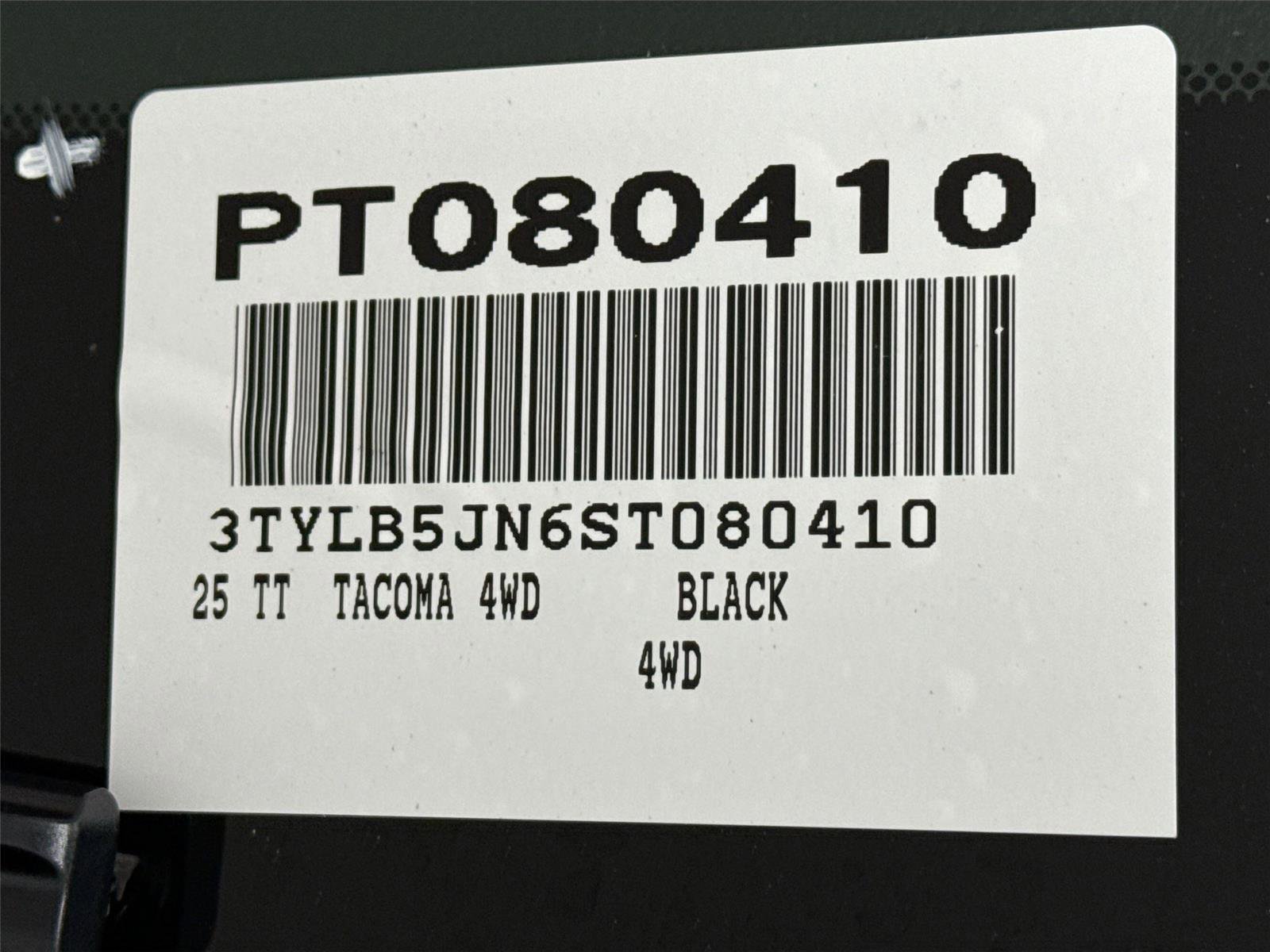 Certified 2025 Toyota Tacoma TRD Off-Road image 40