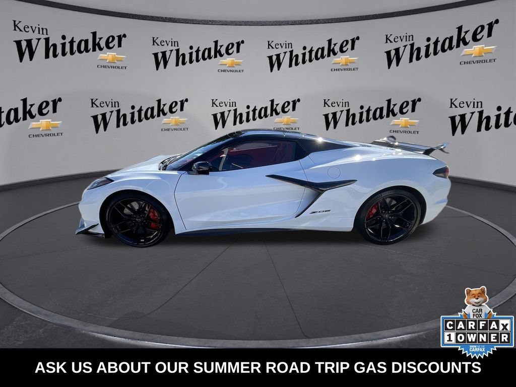 Used 2026 Chevrolet Corvette Z06 RWD image 6