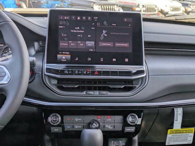 New 2026 Jeep Compass Latitude image 16