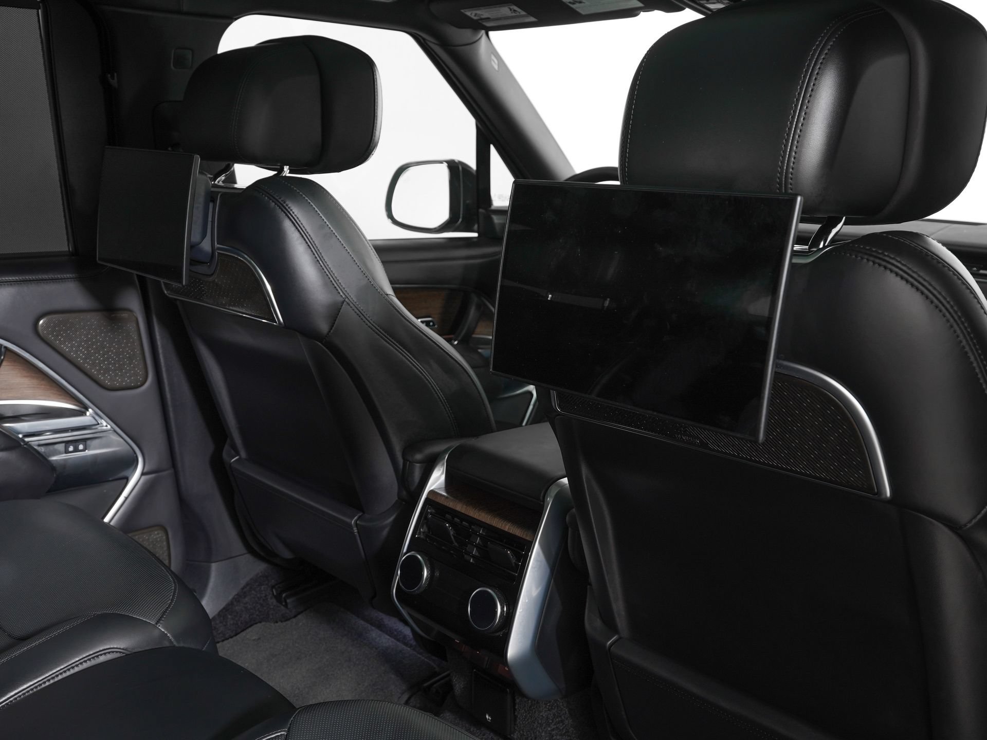 Used 2025 Land Rover Range Rover Autobiography AWD/4WD image 11