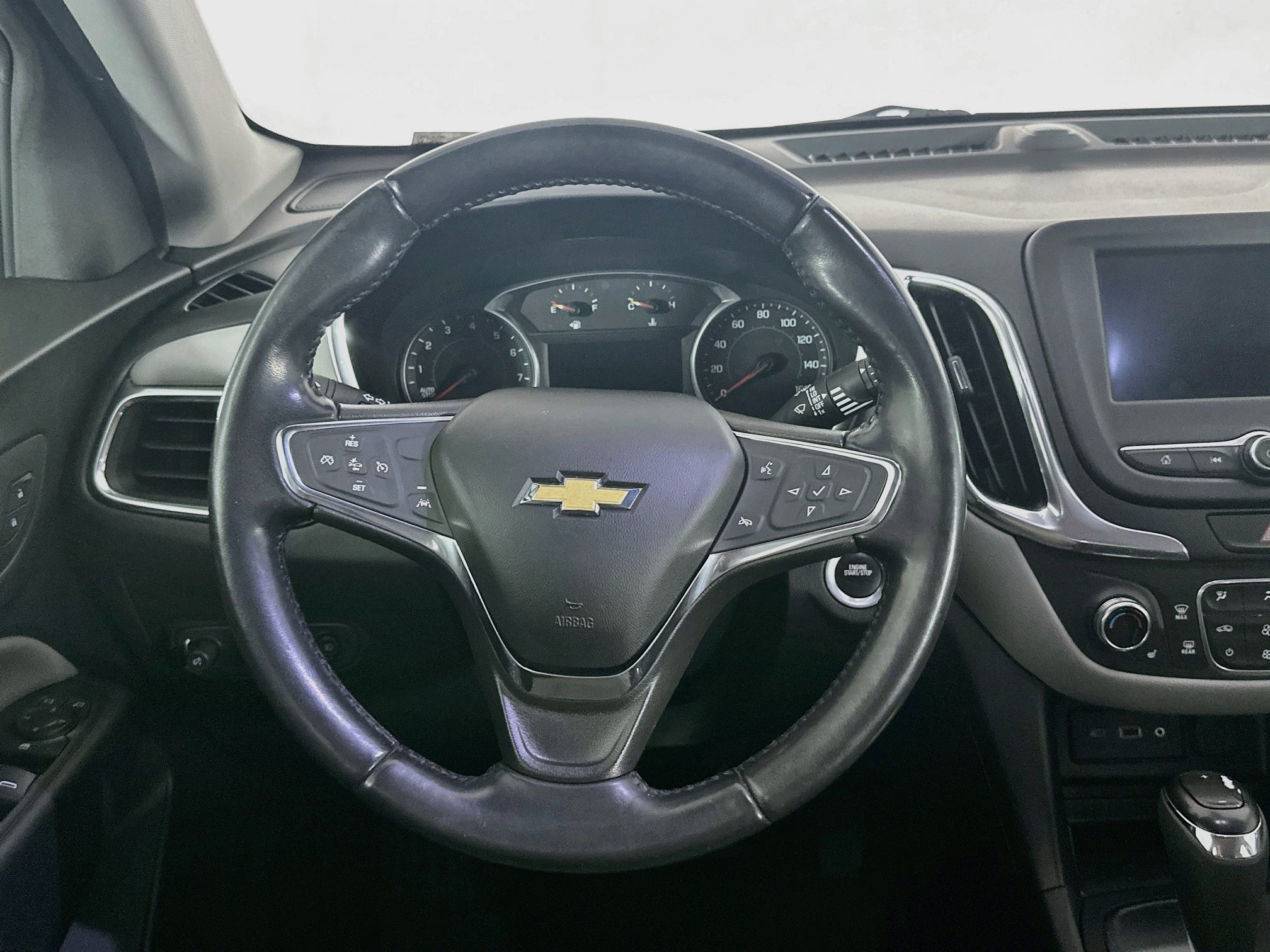 Used 2020 Chevrolet Equinox LT FWD image 18
