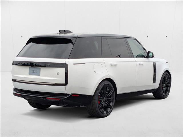 New 2024 Land Rover Range Rover SV image 2