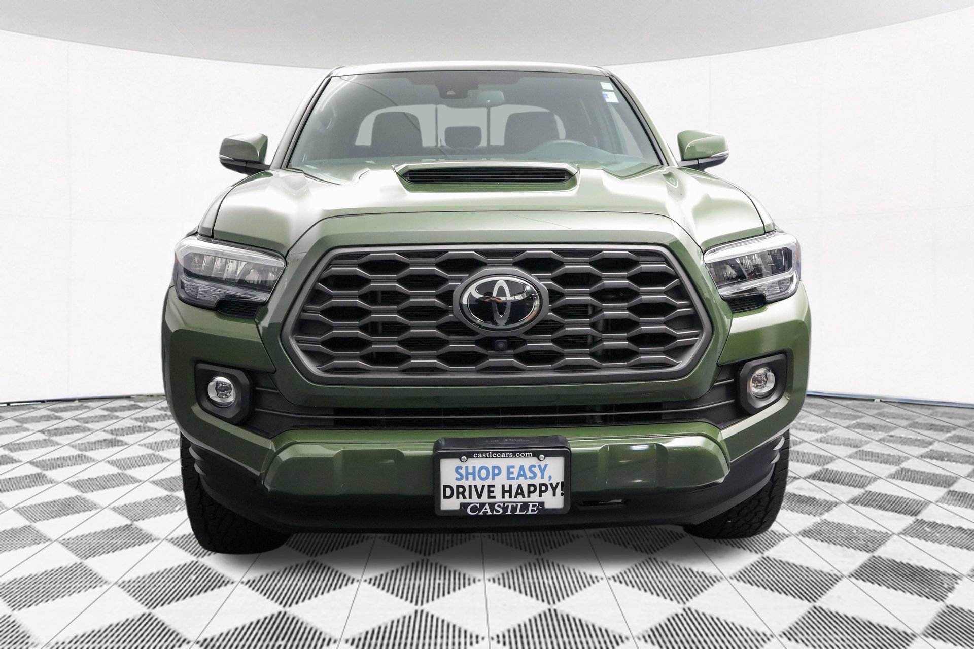 Used 2021 Toyota Tacoma TRD Sport w/ TRD Premium Sport Package AWD/4WD image 38