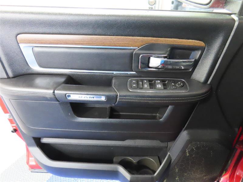 Used 2015 RAM 1500 Laramie w/ Convenience Group image 16