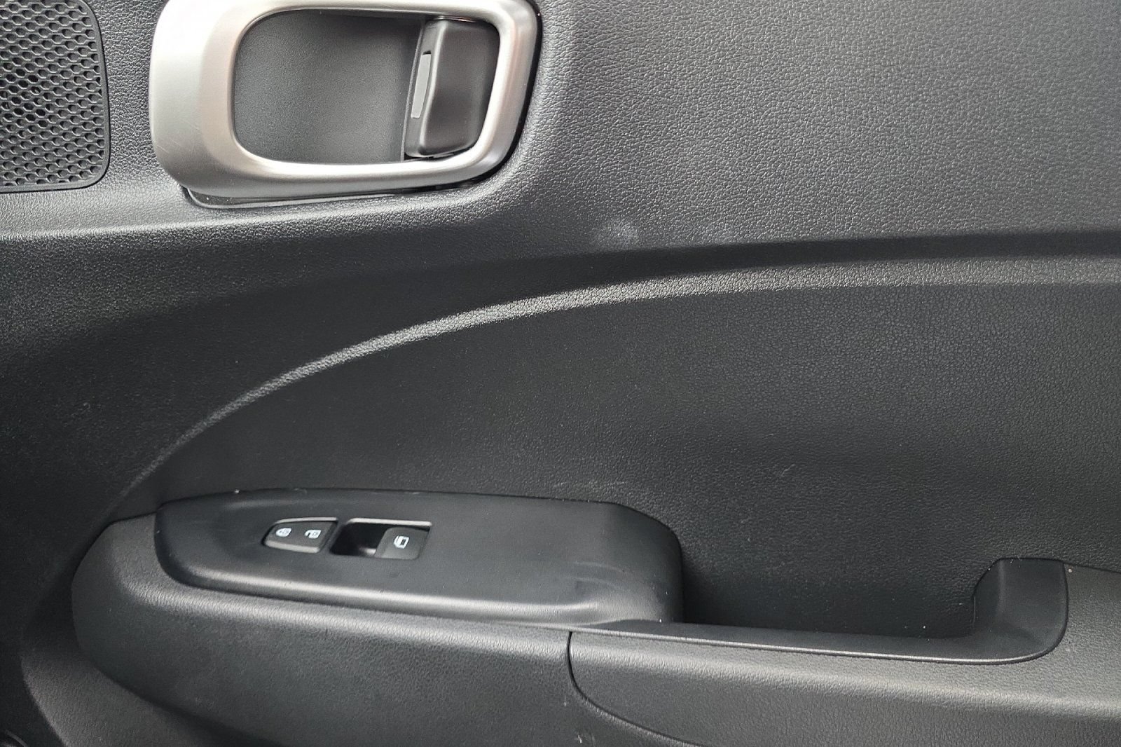 Used 2026 Hyundai Venue SEL FWD image 18