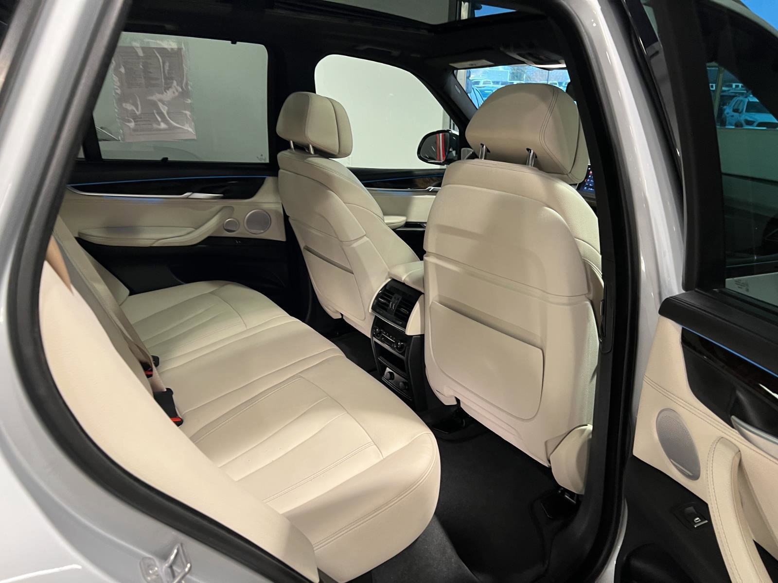 Used 2018 BMW X5 xDrive50i image 37