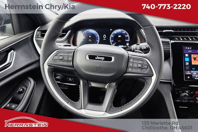 New 2025 Jeep Grand Cherokee L Laredo image 7