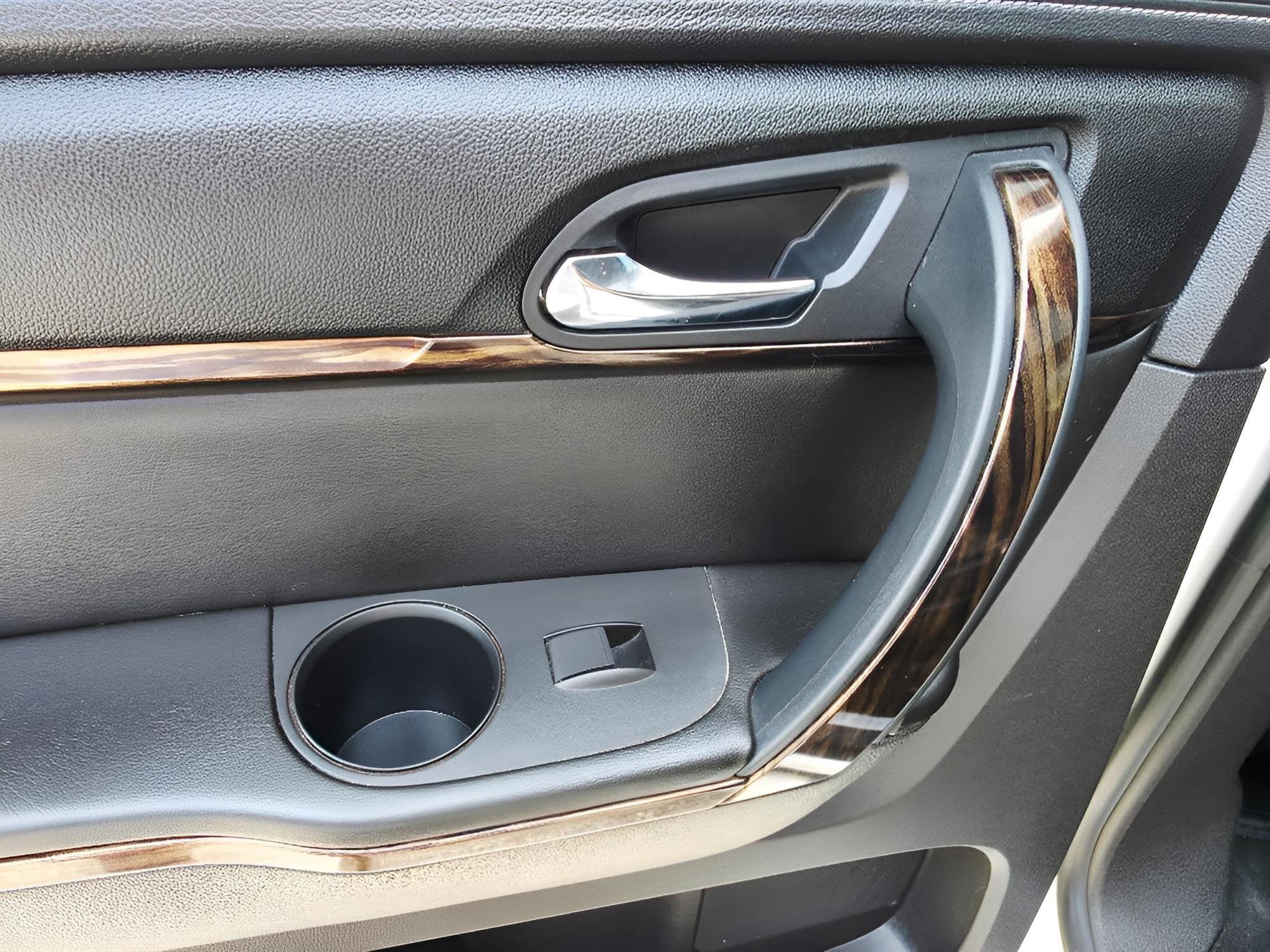 Used 2013 GMC Acadia Denali AWD/4WD image 22