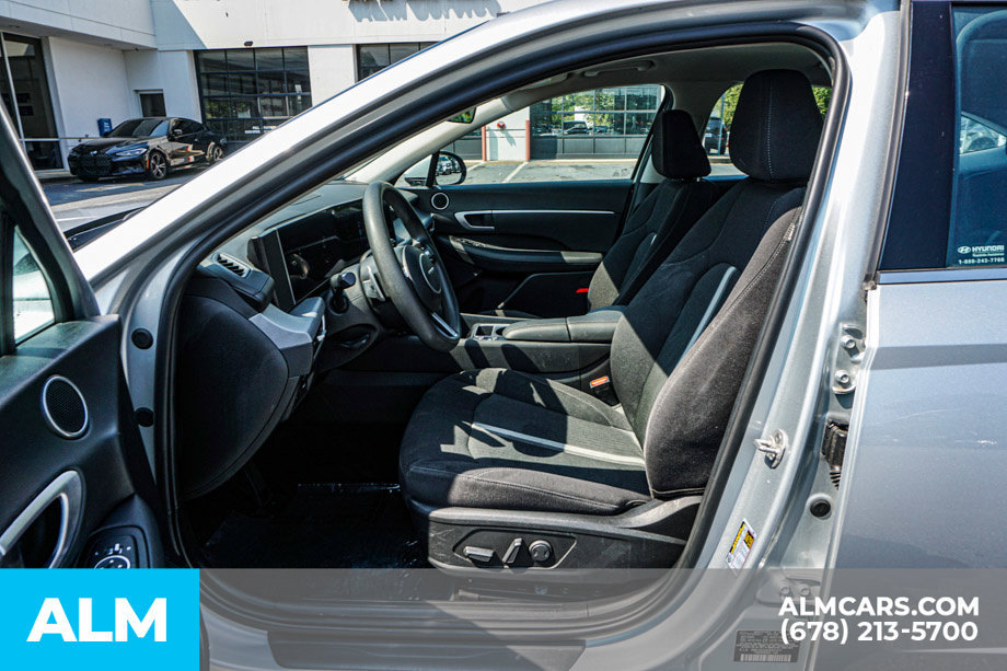 Used 2025 Hyundai Sonata SEL FWD image 18