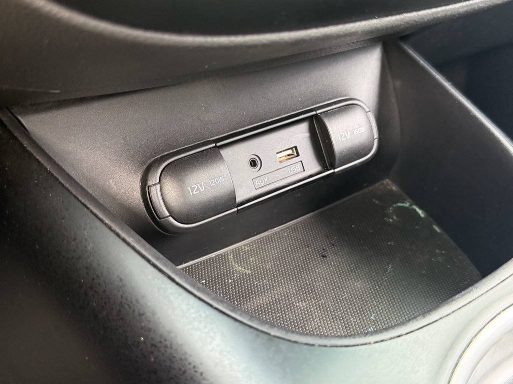 Used 2016 Kia Soul + w/ Designer's Package FWD image 22