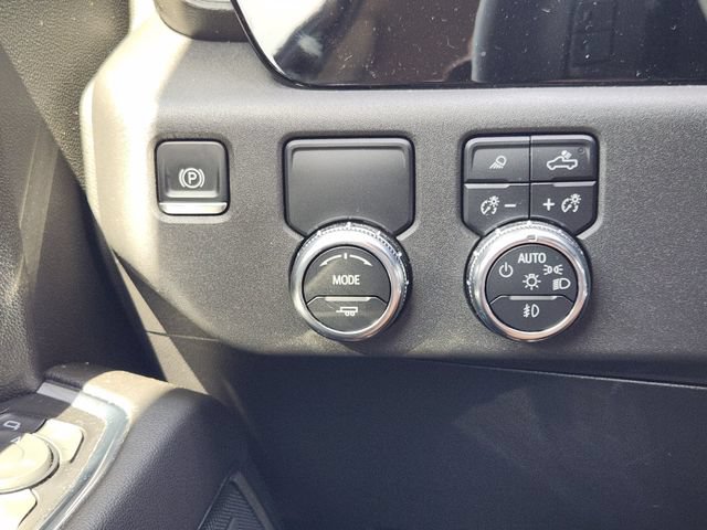 Used 2022 GMC Sierra 1500 SLT w/ SLT Convenience Package RWD image 22
