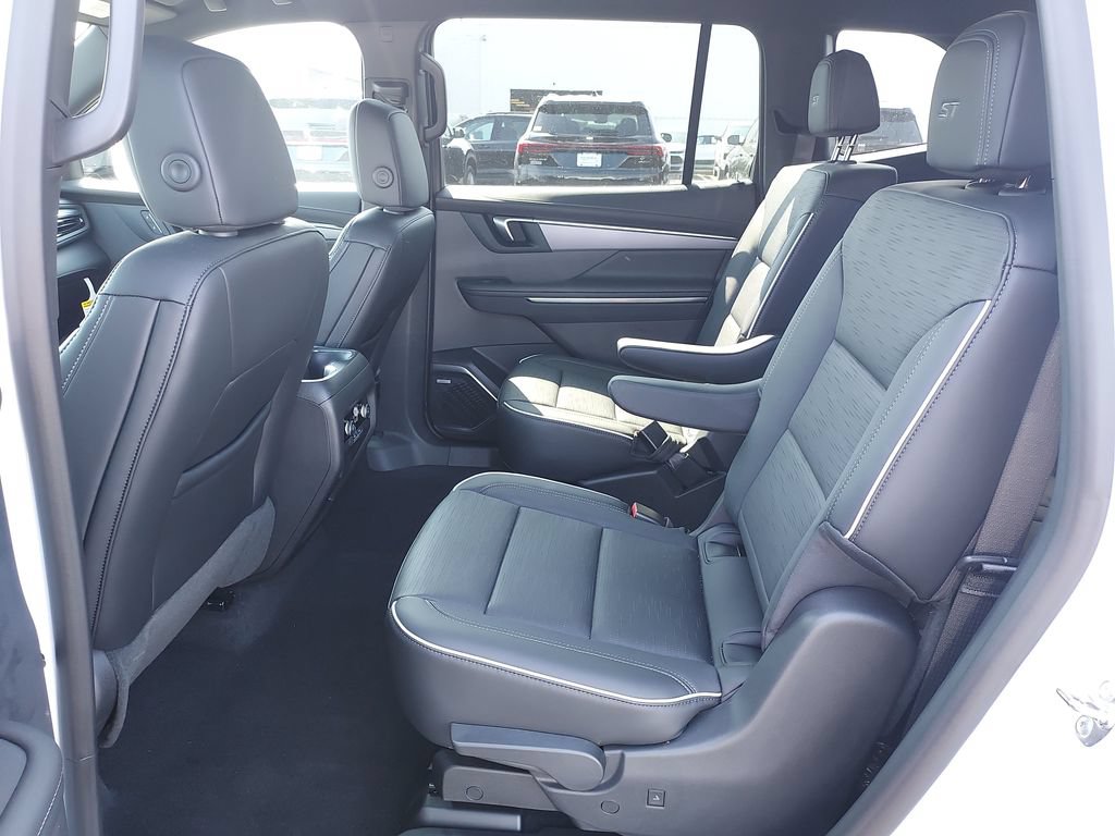 New 2026 Buick Enclave Sport Touring w/ Power Package FWD image 36