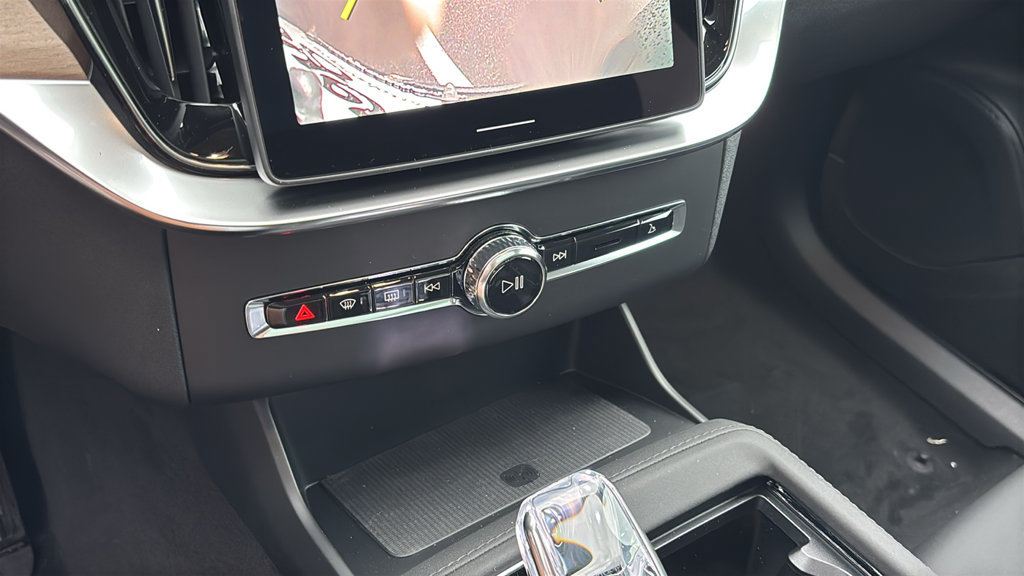 New 2026 Volvo XC90 B5 Core AWD/4WD image 21