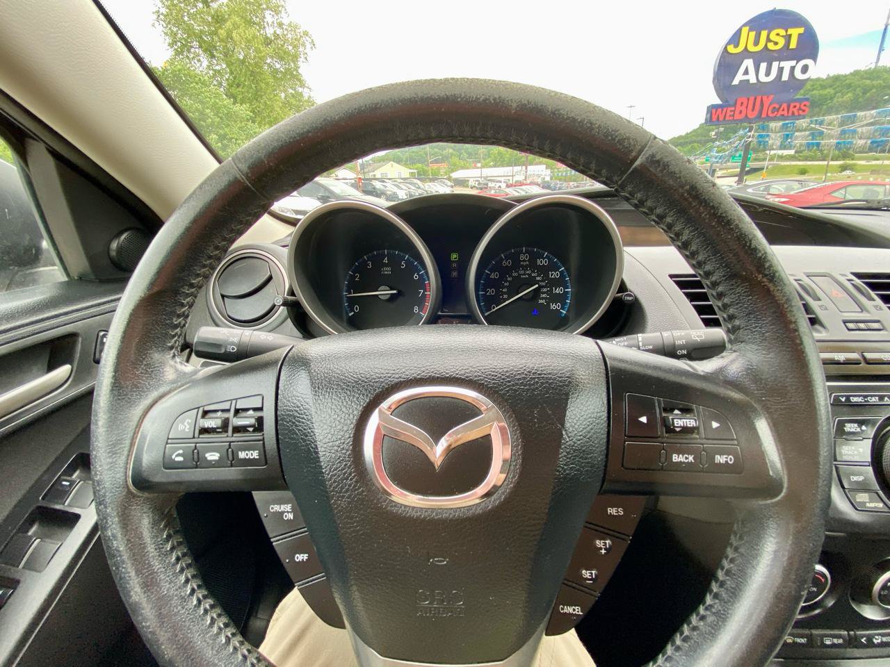 Used 2013 MAZDA MAZDA3 i Touring FWD image 16