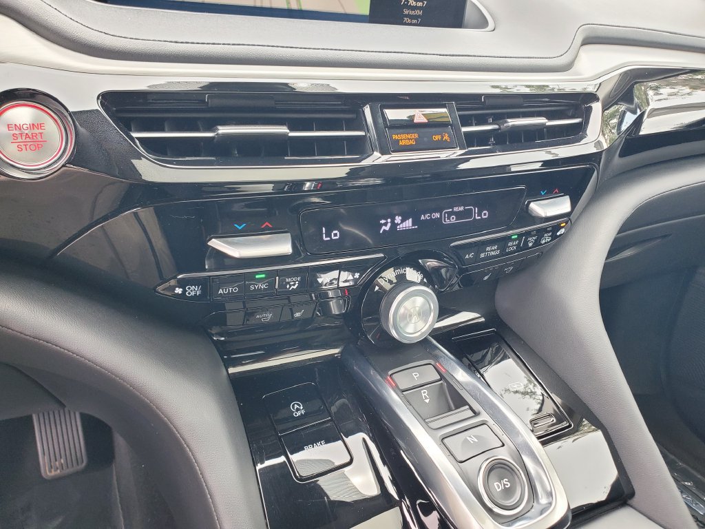Used 2024 Acura MDX w/ Technology Package FWD image 33