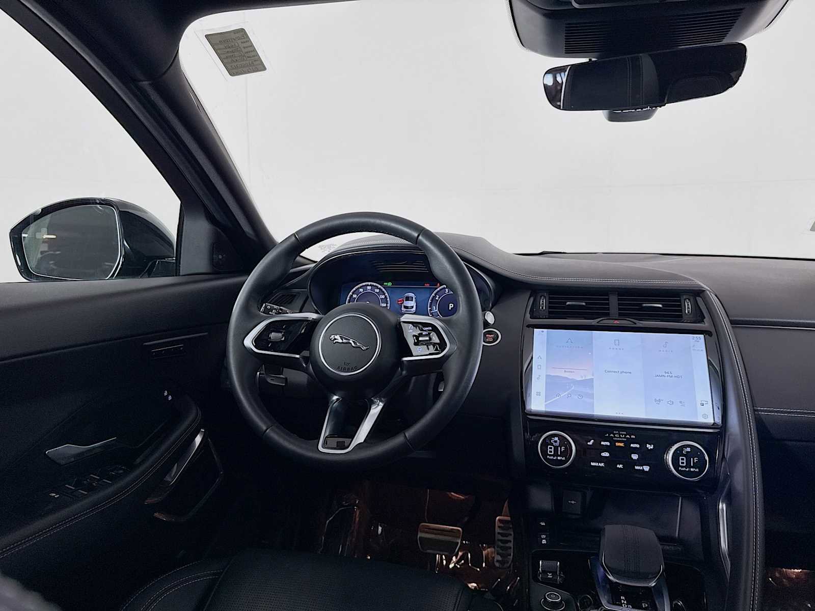 Used 2024 Jaguar E-PACE R-Dynamic SE image 23