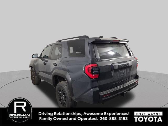 Used 2025 Toyota 4Runner SR5 AWD/4WD image 9
