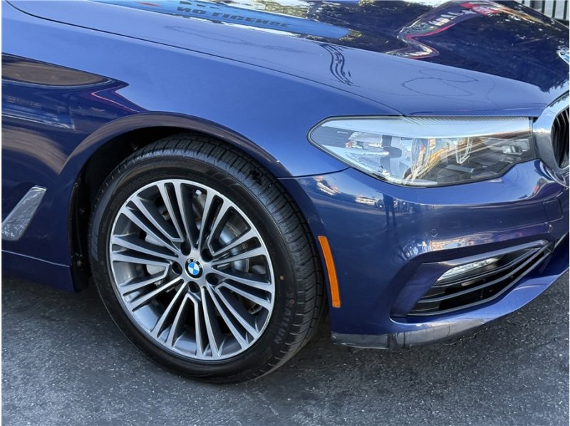 Used 2017 BMW 530i 530i Sedan 4D image 7