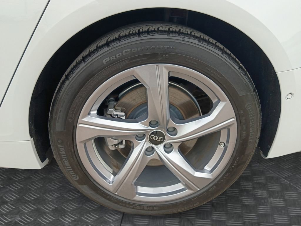 Used 2025 Audi A6 Premium Plus image 23