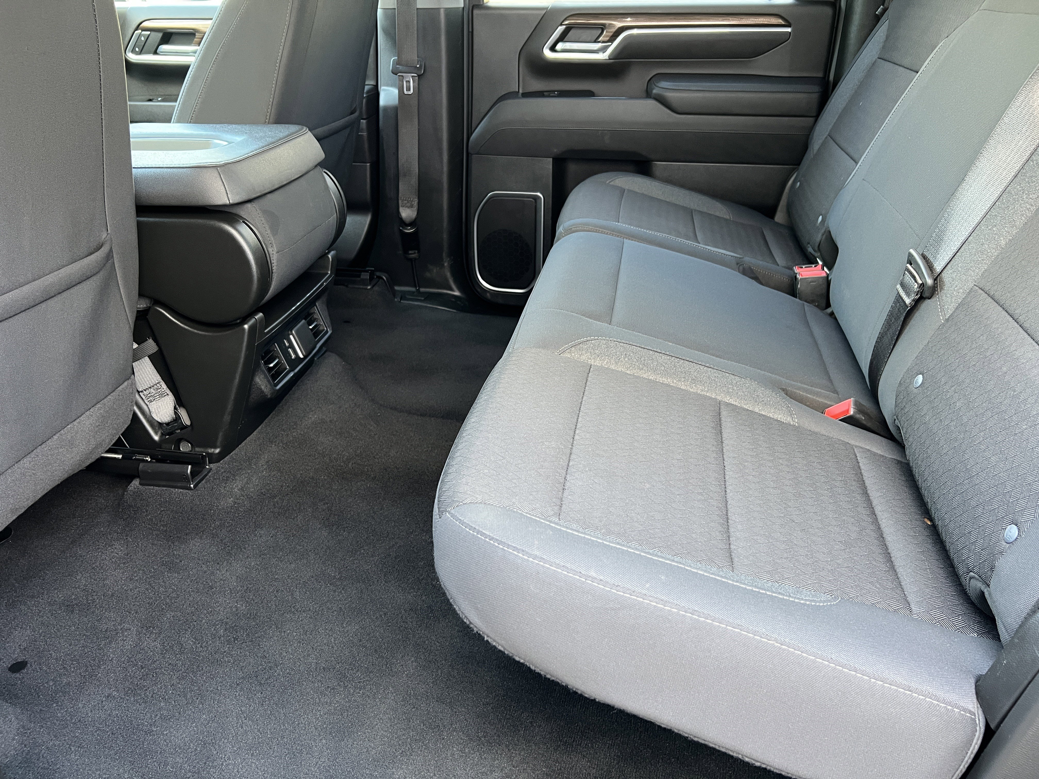 Used 2025 Chevrolet Silverado 2500 LT w/ Convenience Package AWD/4WD image 18