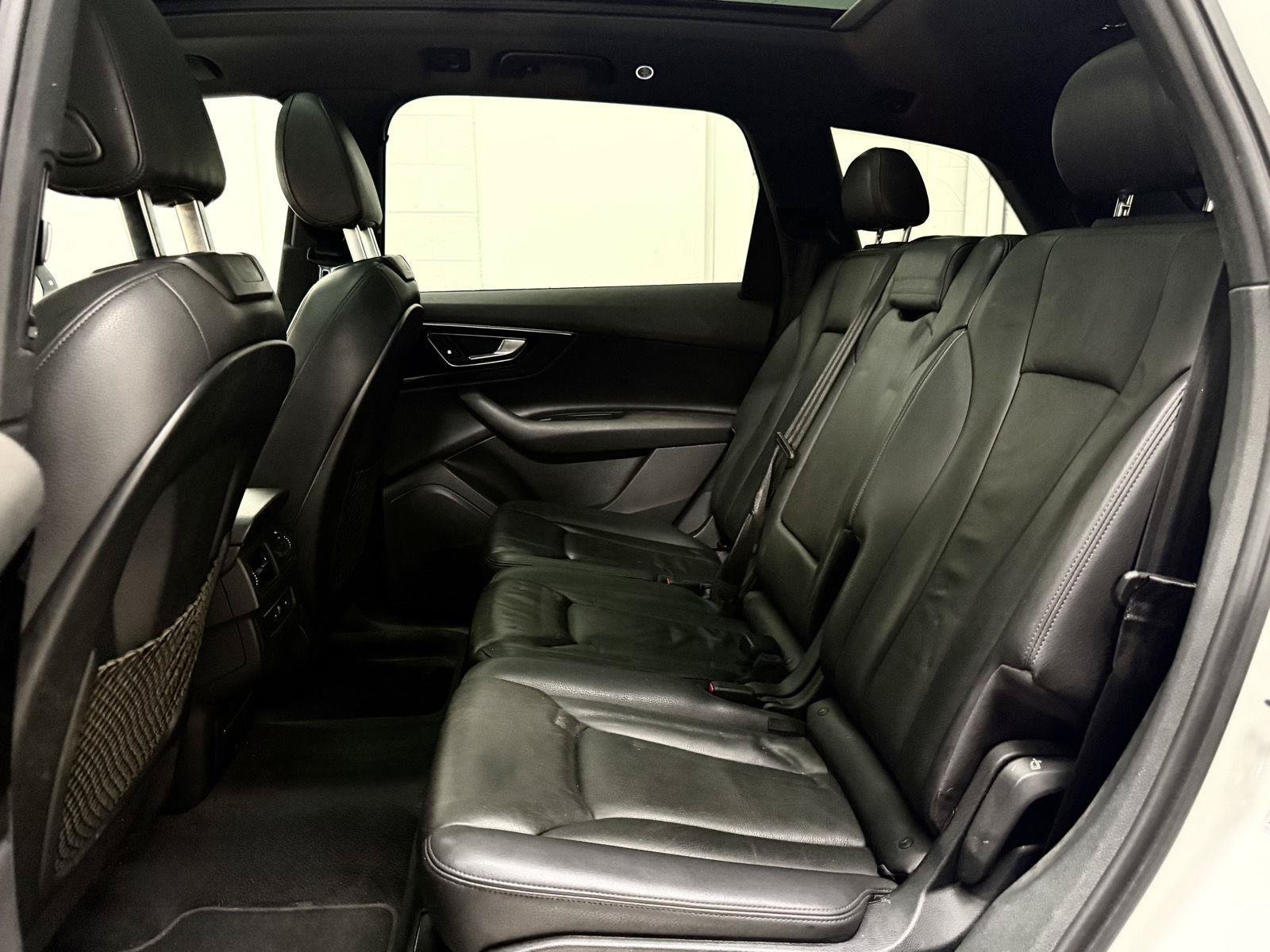 Used 2017 Audi Q7 3.0T Premium Plus AWD/4WD image 16