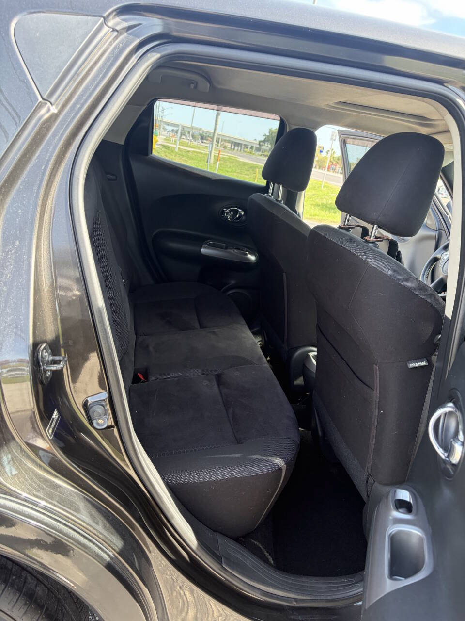 Used 2011 Nissan Juke SV FWD image 15