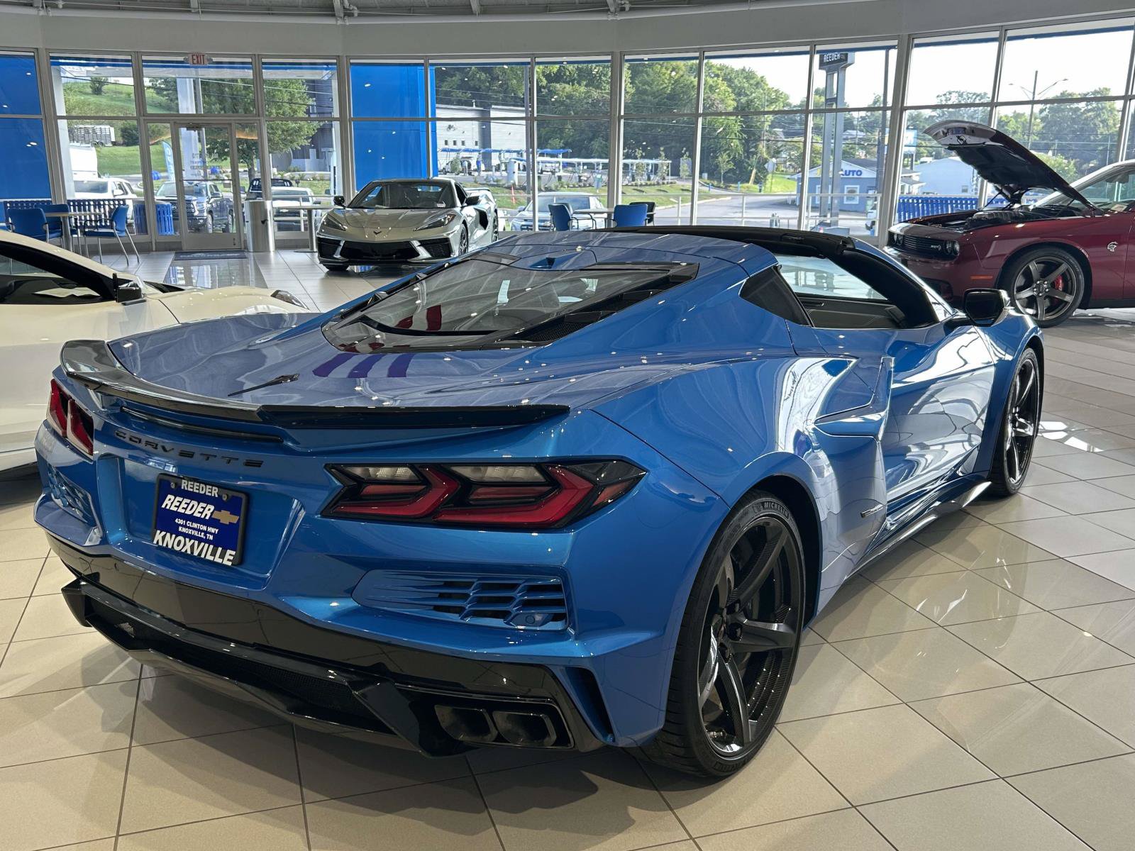 Used 2025 Chevrolet Corvette E-Ray w/ Stealth Interior Trim Package AWD/4WD image 7