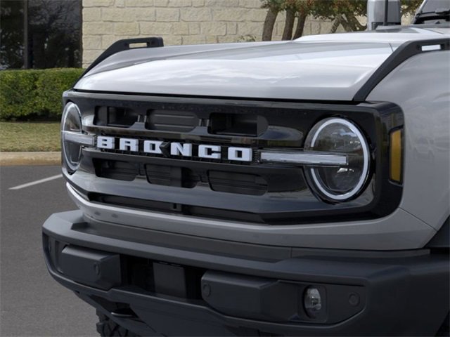 New 2026 Ford Bronco Outer Banks w/ Sasquatch Package image 19
