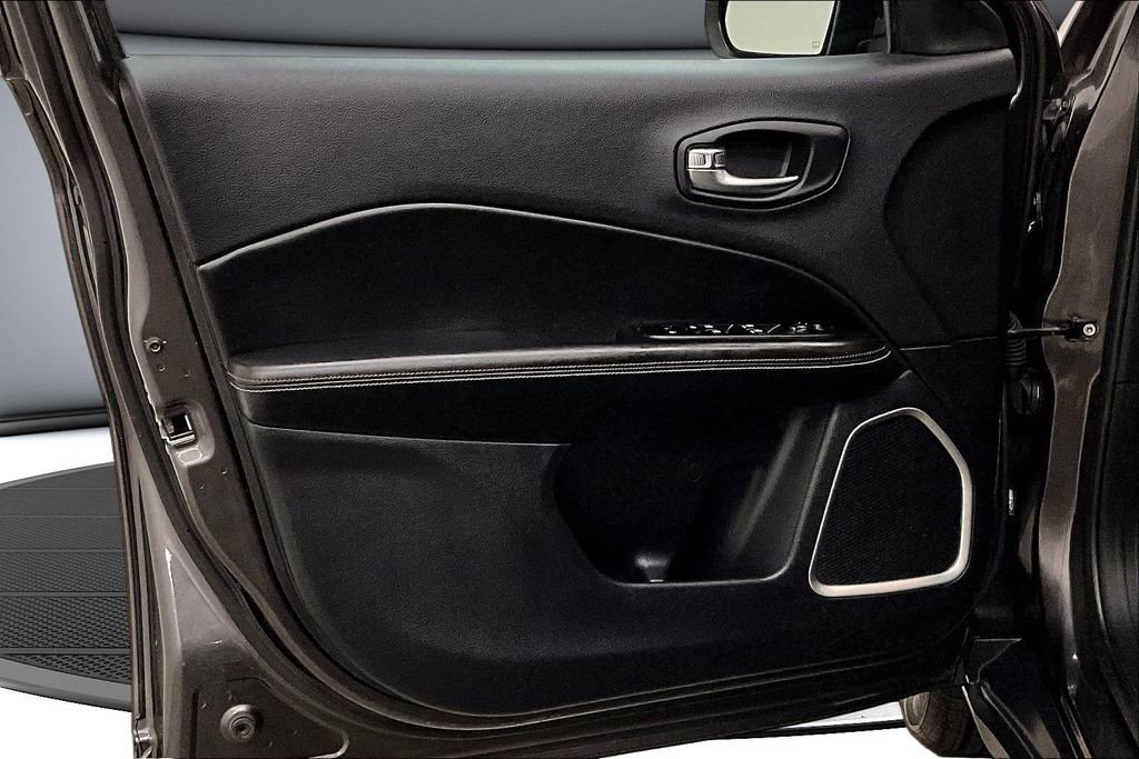 Used 2020 Jeep Compass Sport w/ Cold Weather Group image 20