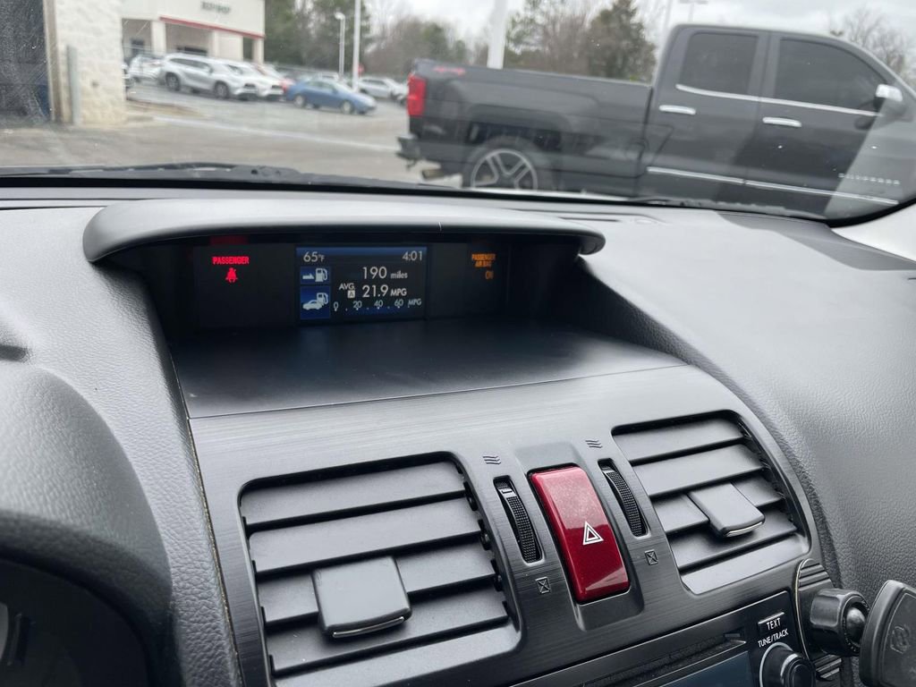 Used 2015 Subaru Forester 2.5i w/ Alloy Wheel Package image 38