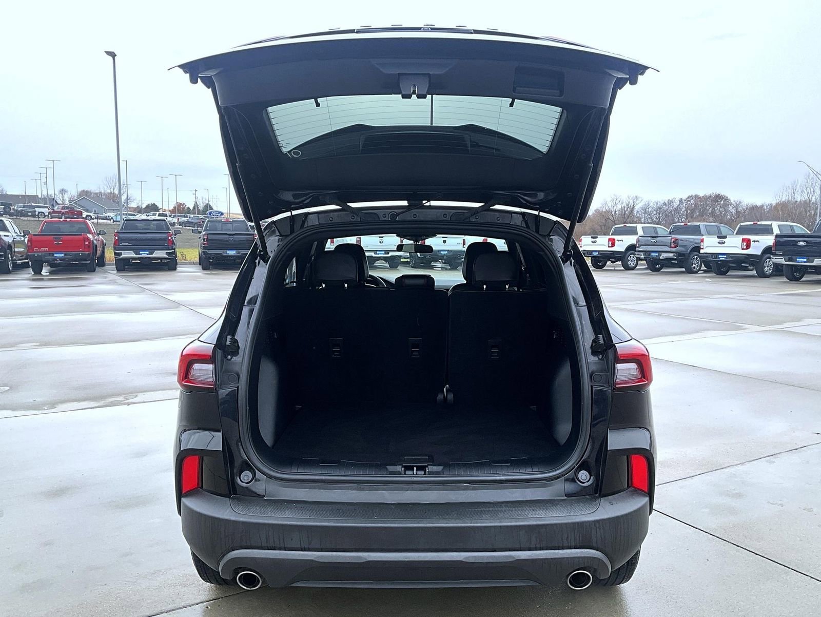 Used 2025 Ford Escape ST-Line image 22