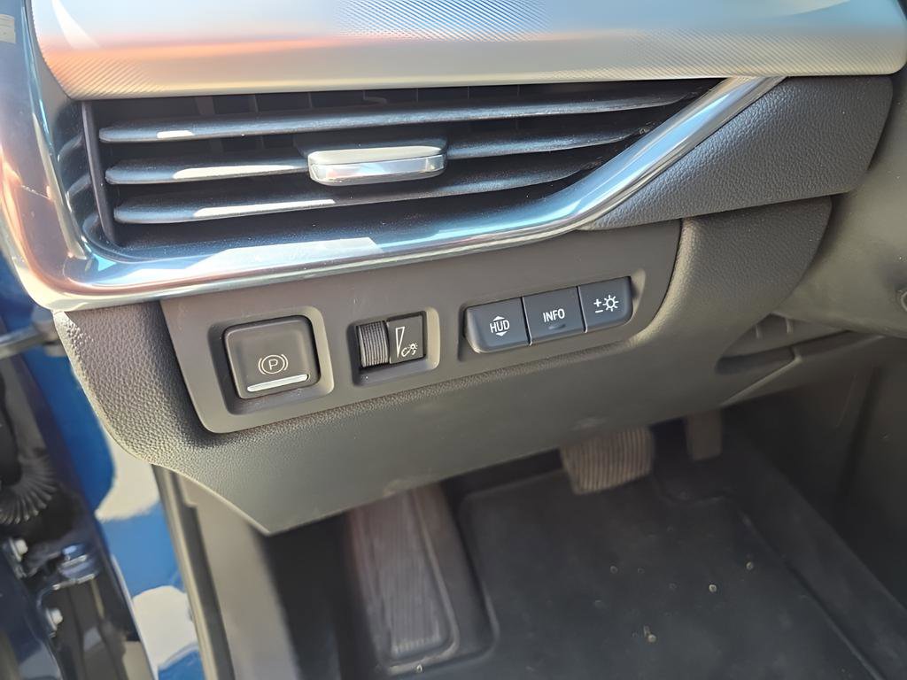 Used 2019 Cadillac XT4 Premium Luxury image 11