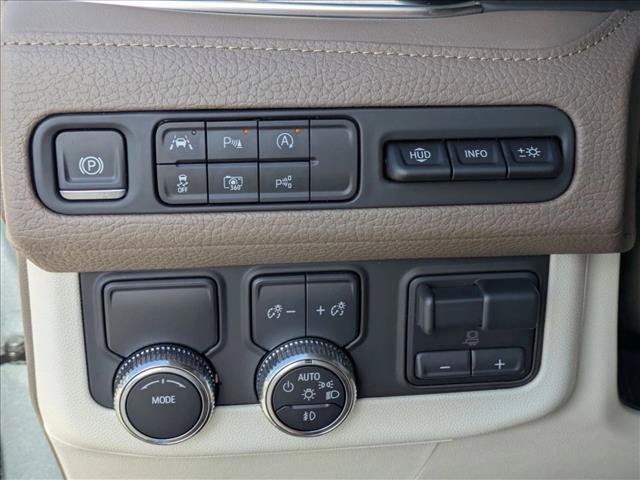 Used 2024 GMC Yukon Denali w/ Advanced Technology Package RWD image 12