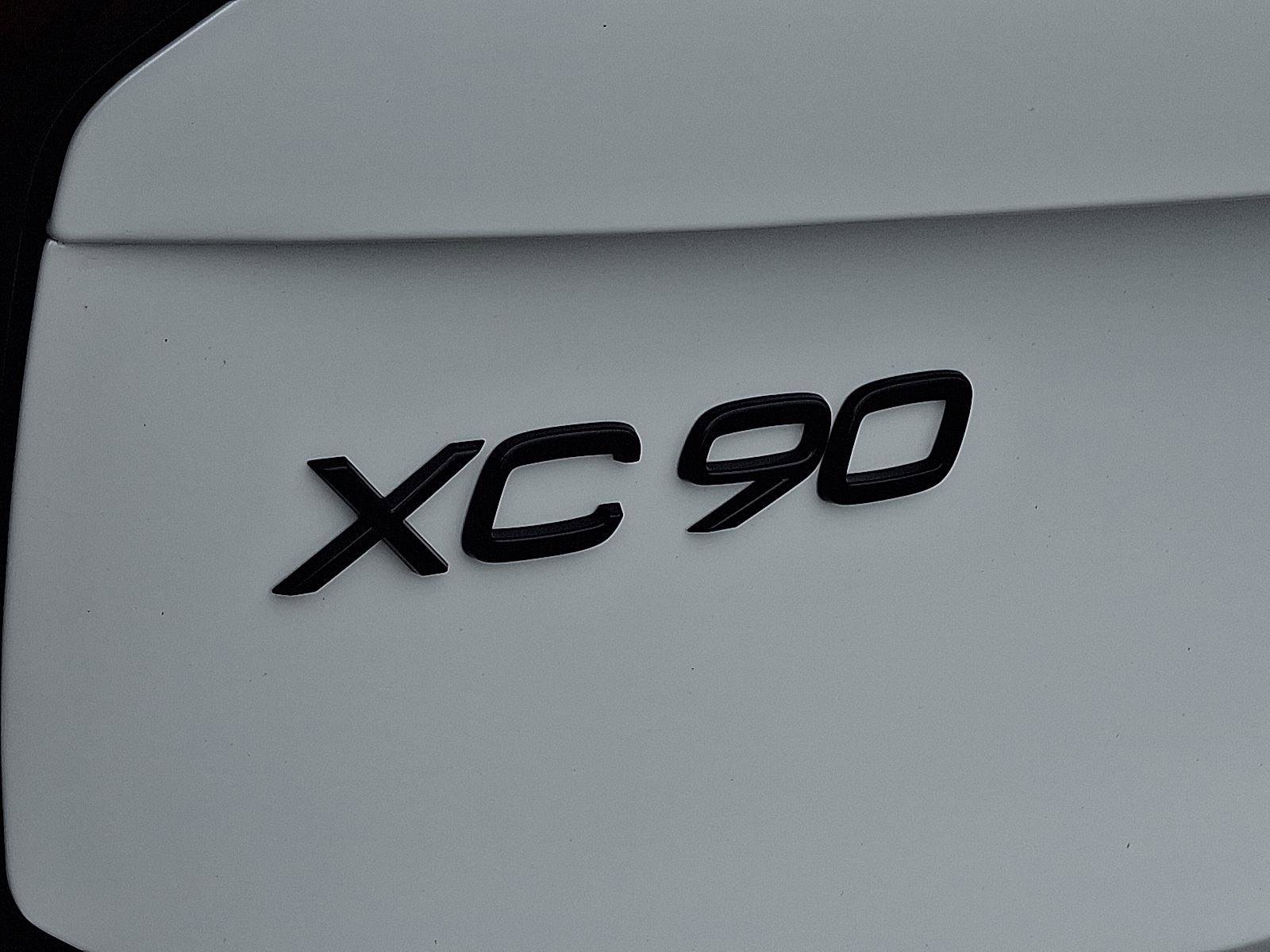 Certified 2025 Volvo XC90 T8 Plus w/ Protection Package Premier AWD/4WD image 34