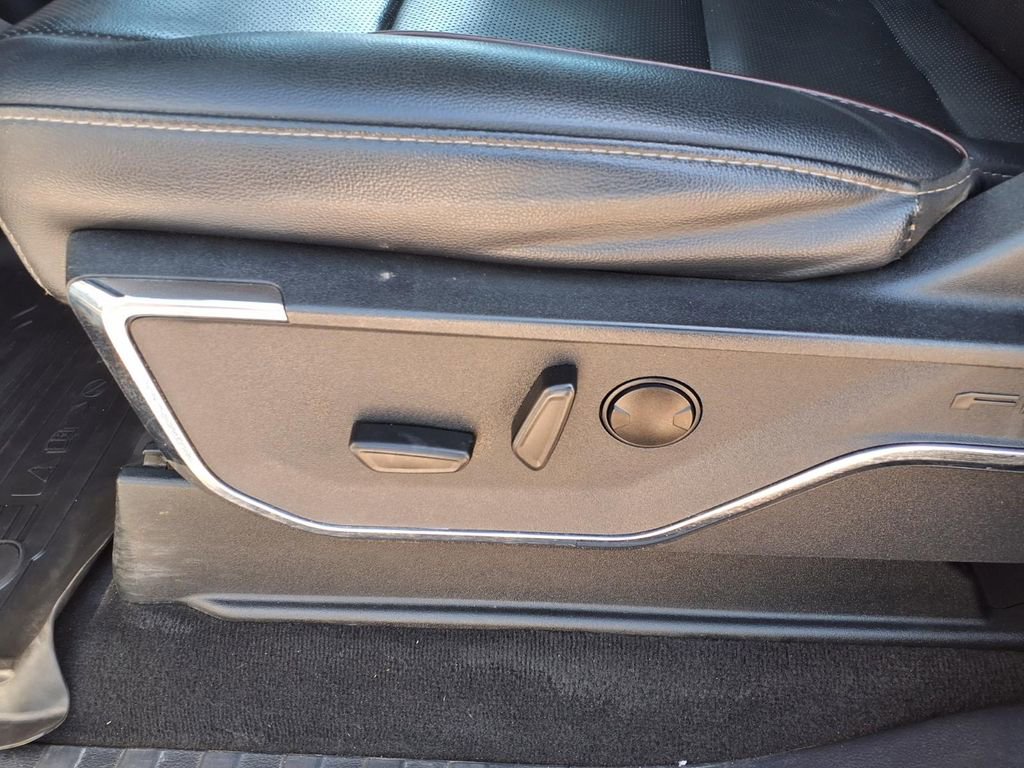 Used 2024 Ford F450 Lariat w/ Camper Package image 26