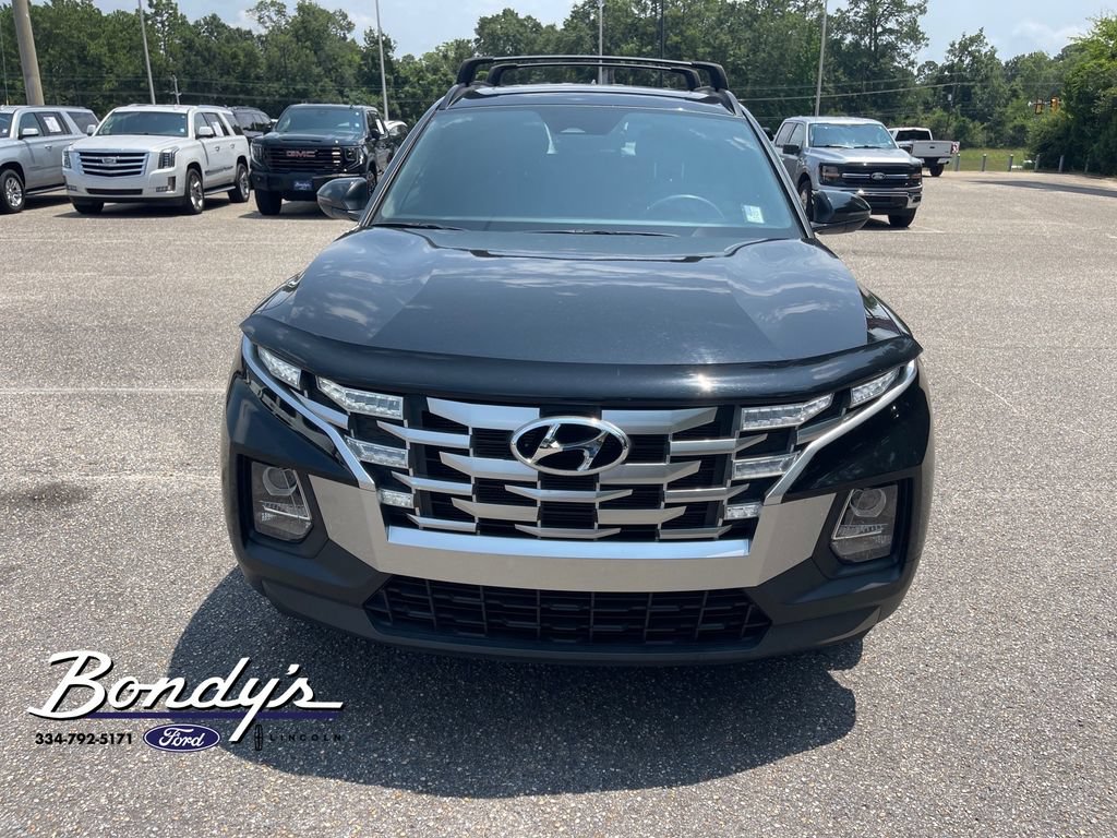 Used 2022 Hyundai Santa Cruz SEL w/ Activity Package FWD image 2