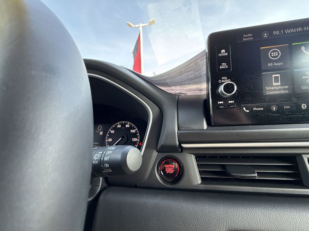 Used 2025 Honda Pilot EX-L image 23