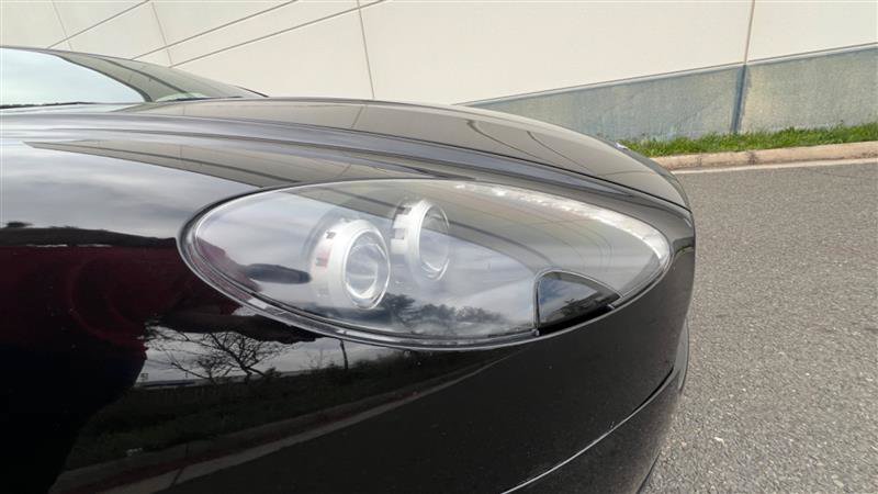 Used 2008 Aston Martin V8 Vantage Roadster RWD image 31