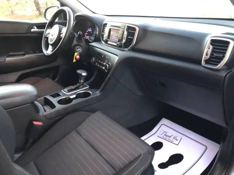 Used 2018 Kia Sportage LX FWD image 48