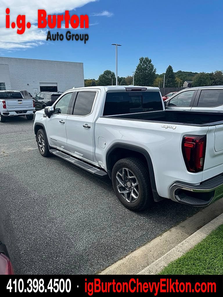 Used 2025 GMC Sierra 1500 SLT w/ SLT Premium Package AWD/4WD image 4
