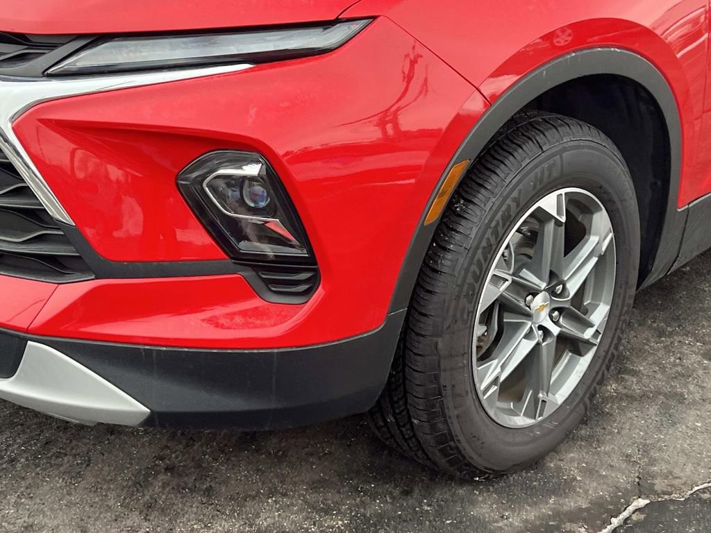 Used 2024 Chevrolet Blazer LT image 8