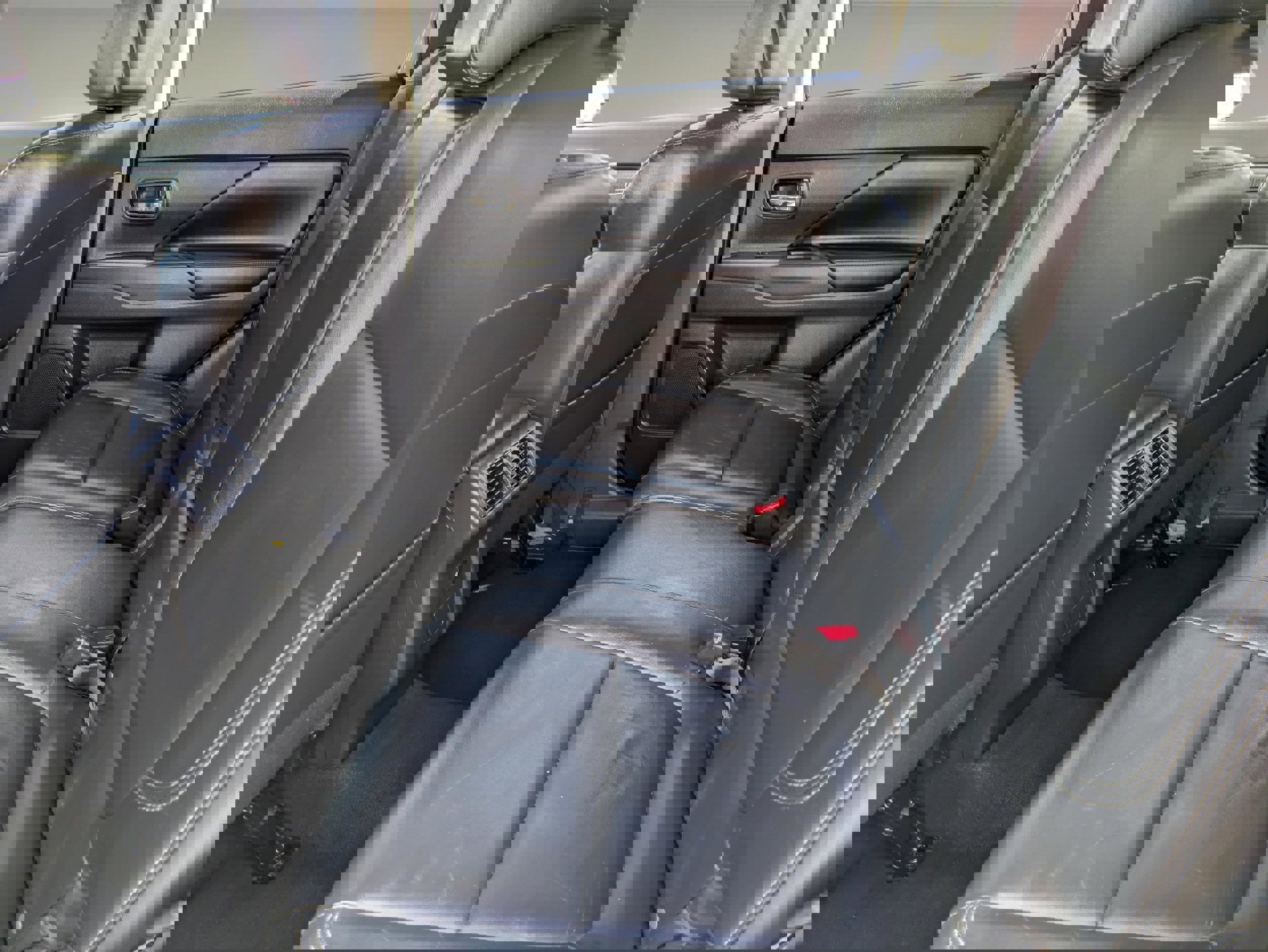 Used 2019 Mitsubishi Outlander SEL image 13