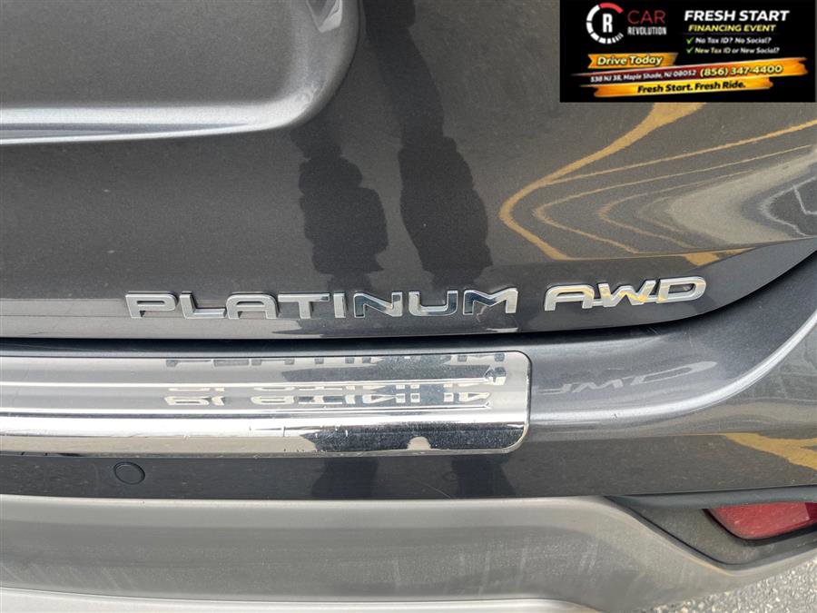 Used 2020 Toyota Highlander Platinum image 9