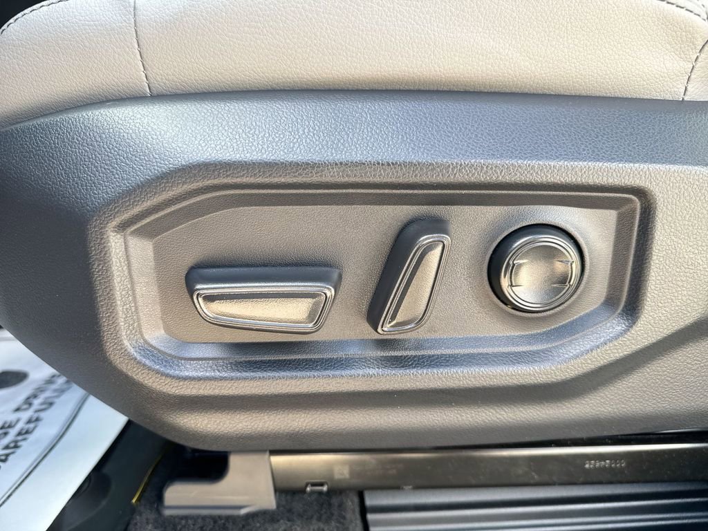 New 2026 Toyota Tundra Limited image 14