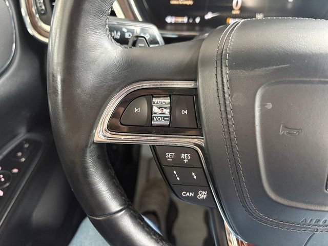 Used 2017 Lincoln Continental Reserve w/ Technology Package AWD/4WD image 21