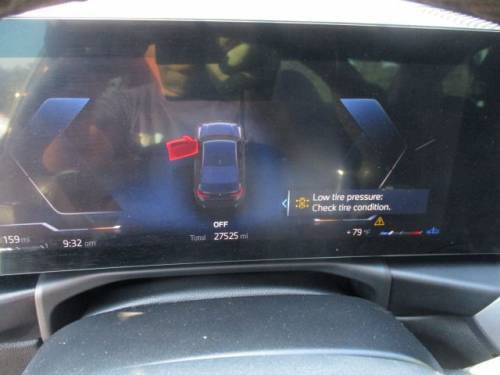 Used 2024 BMW 330i Sedan w/ Convenience Package image 7